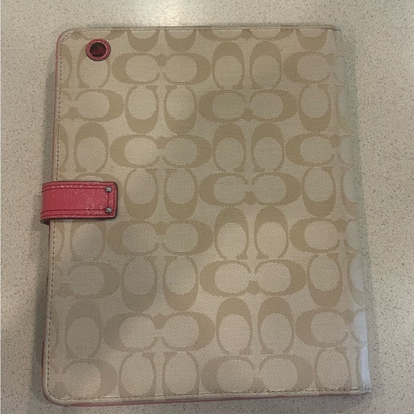 New Coach iPad cover - Picture 2 of 3